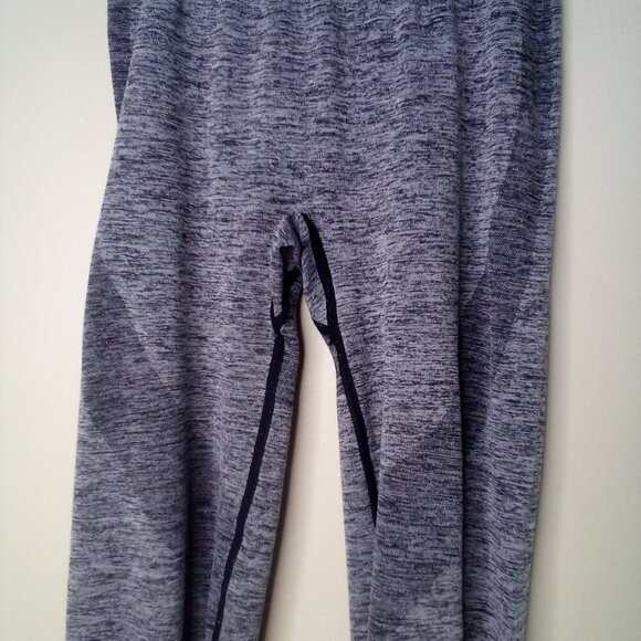 Pink Victoria's Secret Leggings Women XS Seamless Ankle Cropped Mesh Gray - Picture 4 of 15